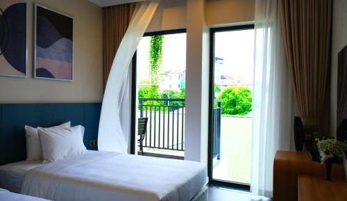 Standard Twin Room