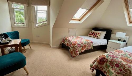Standard Twin Room with Garden View