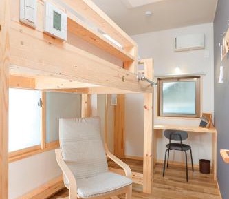 Single Room with Shared Bathroom