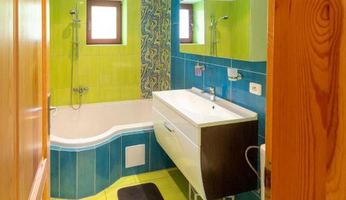 Two-Bedroom Deluxe Apartment