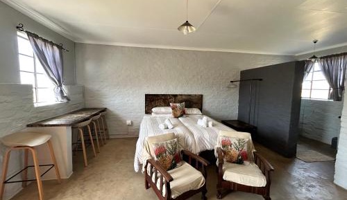 Triple Room with Shared Bathroom