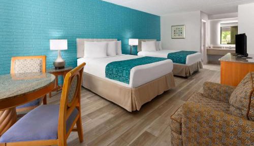 Room with Two Double Beds - Non-Smoking