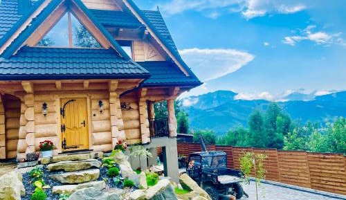 Villa with Garden View