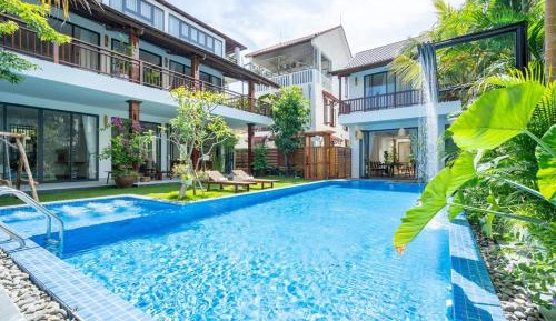 Villa with Private Pool