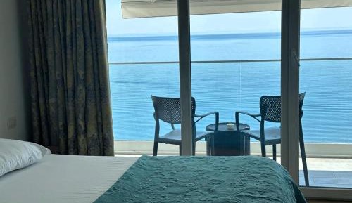 Studio with Sea View