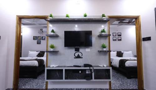 Two-Bedroom Apartment with Balcony