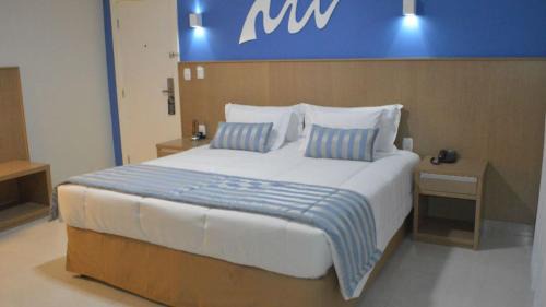 Deluxe Single and Twin Room