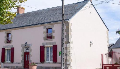 Holiday Home (6 Adults)