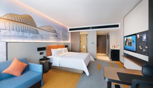 Deluxe Queen Room