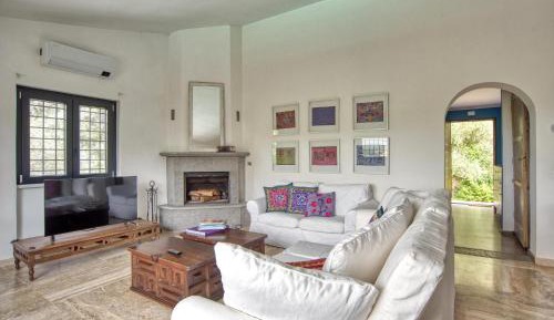 Four-Bedroom Holiday Home