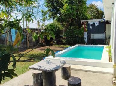 Apartment with Pool View 