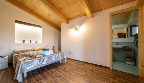 One-Bedroom Apartment with Pool View