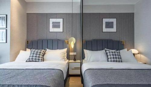 Superior Twin Room with City View