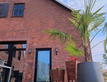 Superior One-Bedroom Apartment