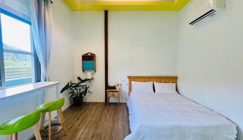 Double Room with Mountain View