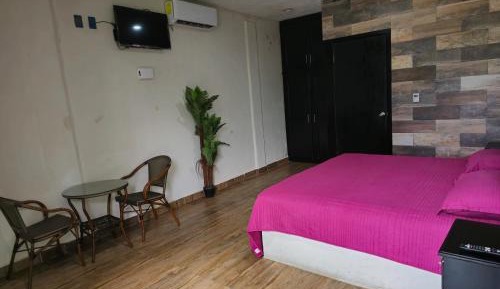 Suite with Pool View