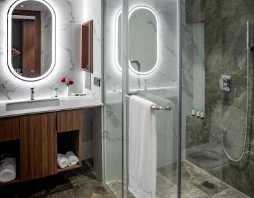 Superior Twin Room with City View