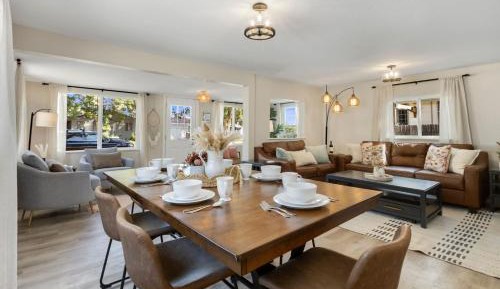 Four-Bedroom Holiday Home