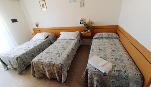 Comfort Triple Room