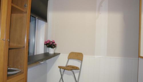 Studio with Mountain View