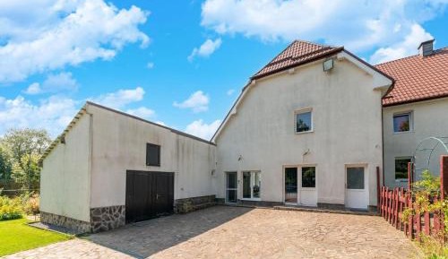 Five-Bedroom Holiday Home