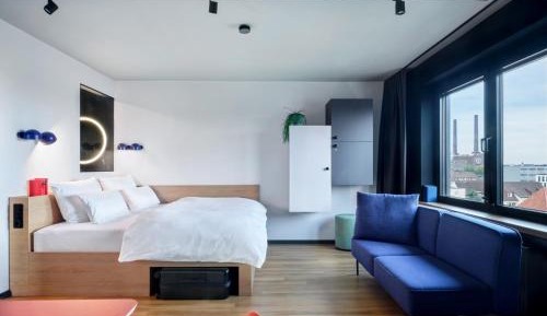 Design Apartment with King-Size-Bed