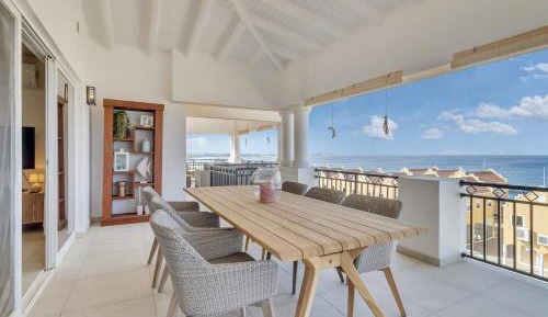 Three-Bedroom Vacation Home 