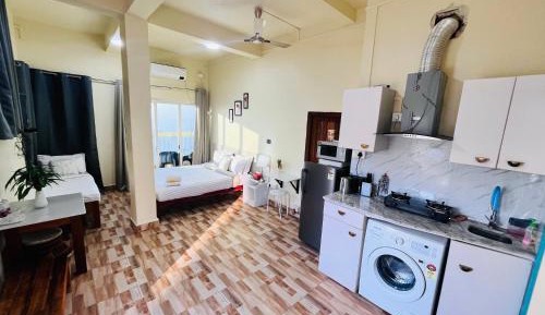 Studio Apartment with Balcony