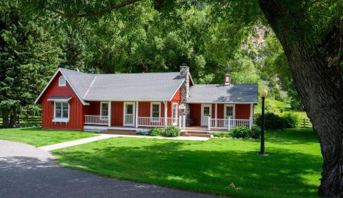 Four-Bedroom Vacation Home