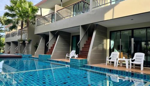 Deluxe Double or Twin Room with Pool View