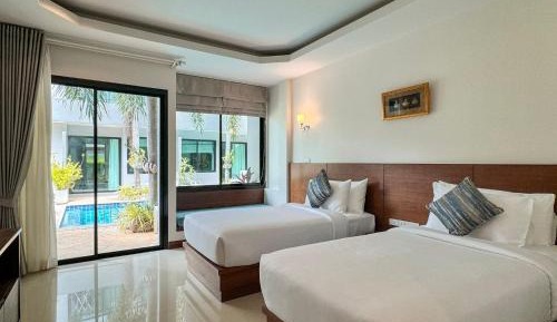 Double or Twin Room with Swimming Pool Access