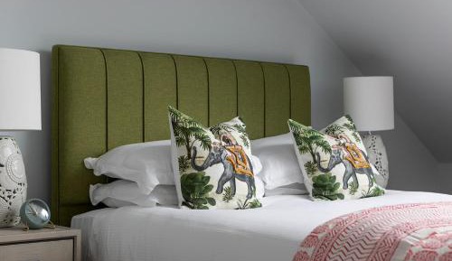 Deluxe Double Room with Shower (additional Z-bed on request)