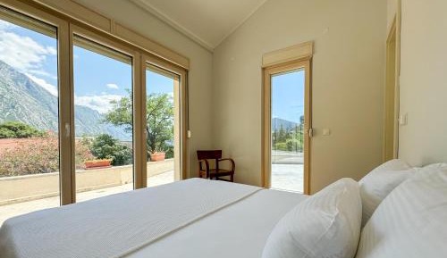 Three-Bedroom Apartment with Sea View