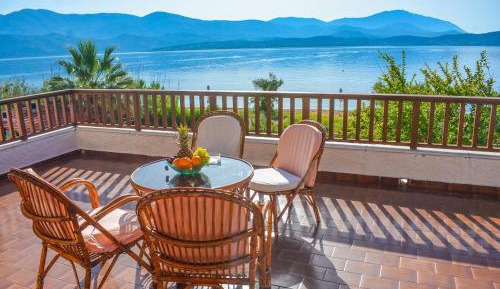 Apartment with Sea View - Eleanna