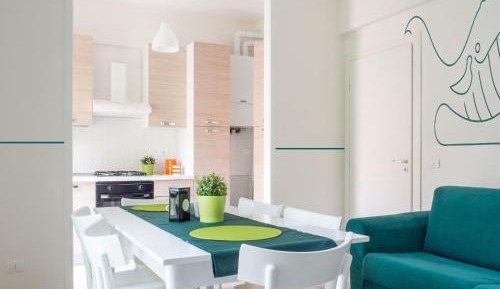 Superior One-Bedroom Apartment (6 Adults)