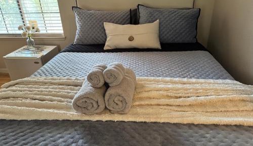 Double Room with Shared Bathroom