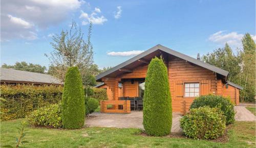 Three-Bedroom Holiday Home 