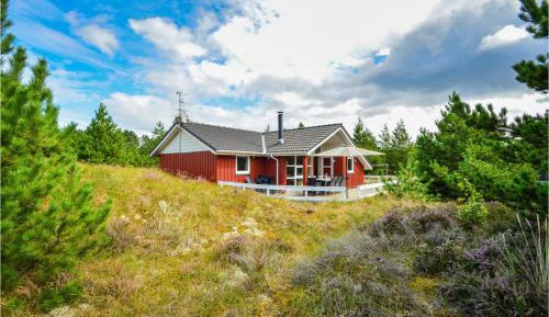 Four-Bedroom Holiday Home