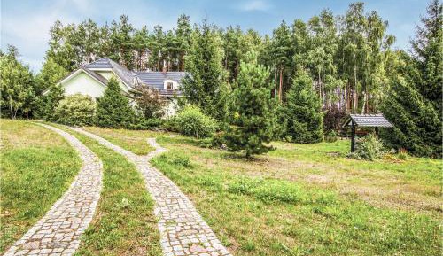 Four-Bedroom Holiday Home