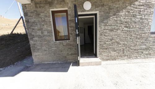 Studio with Mountain View (4 Adults)