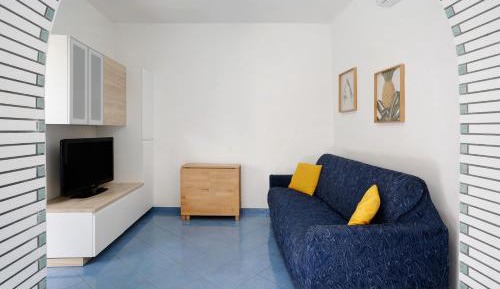 Superior One-Bedroom Apartment with Balcony