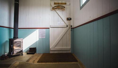 Shepherd's Hut - Apple