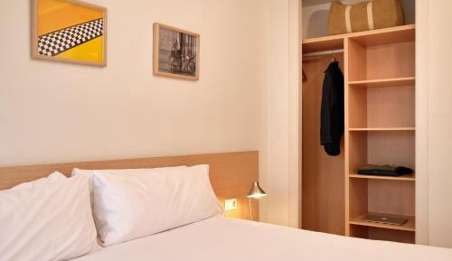 One-Bedroom Apartment (3 Adults)