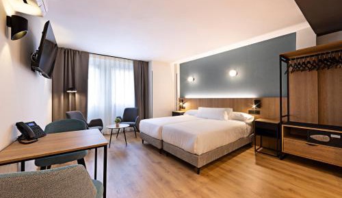 Deluxe Double Studio