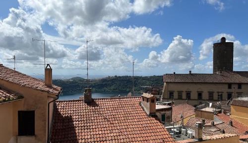 Suite with Lake View