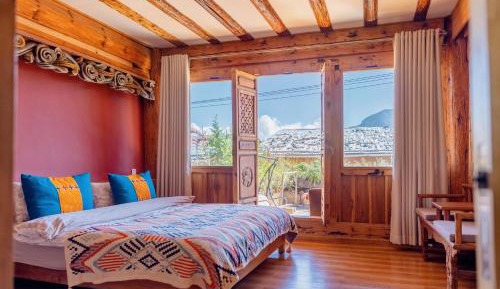 Tibetan View Queen Room 