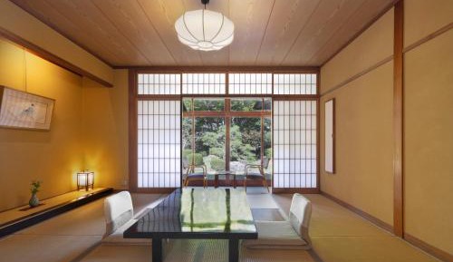 Japanese-Style Room