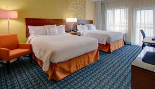 Queen Room with Two Queen Beds and Bay View 