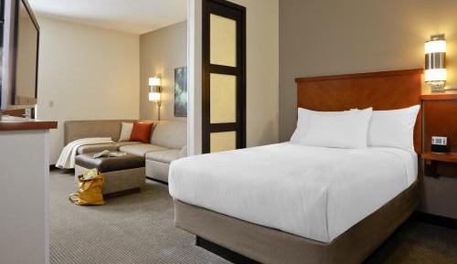 King Room with Sofa Bed - High Floor