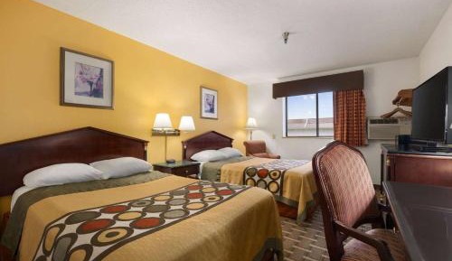 Deluxe Queen Room with Two Queen Beds - Non-Smoking